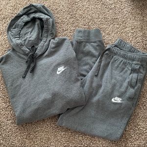 Nike Jogger Set